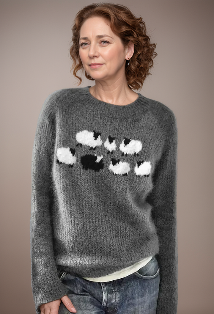 Louisa – Relaxed woolen dark grey sweater